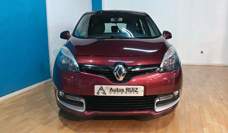 
								RENAULT MEGANE 1.2 SCENIC completo									