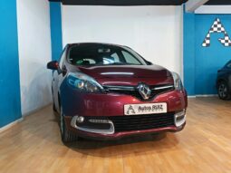 
										RENAULT MEGANE 1.2 SCENIC completo									