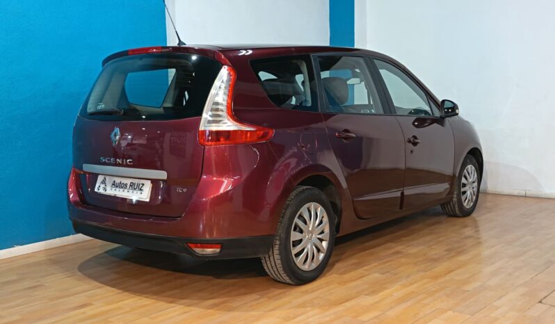 
								RENAULT MEGANE 1.2 SCENIC completo									