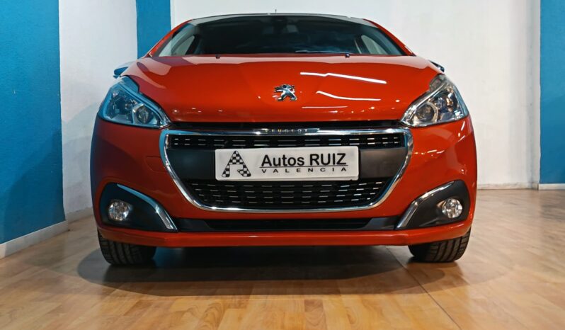 
								PEUGEOT 208 1.2 ACTIVE completo									