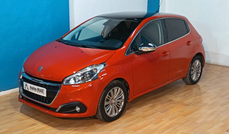 
								PEUGEOT 208 1.2 ACTIVE completo									