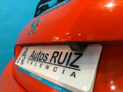 
										PEUGEOT 208 1.2 ACTIVE completo									