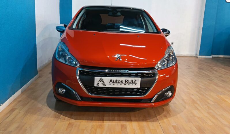 
								PEUGEOT 208 1.2 ACTIVE completo									