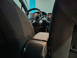 
										PEUGEOT 208 1.2 ACTIVE completo									