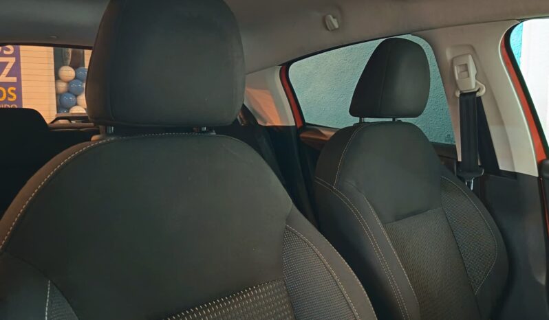 
								PEUGEOT 208 1.2 ACTIVE completo									