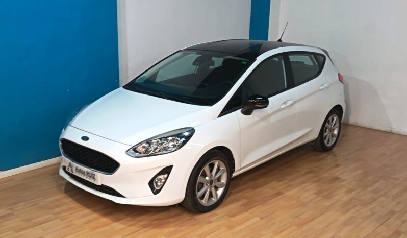 
								FORD FIESTA 1.1 TREND completo									