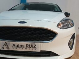 
										FORD FIESTA 1.1 TREND completo									