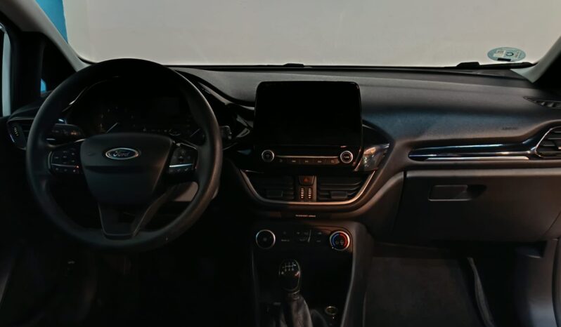 
								FORD FIESTA 1.1 TREND completo									