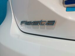 
										FORD FIESTA 1.1 TREND completo									