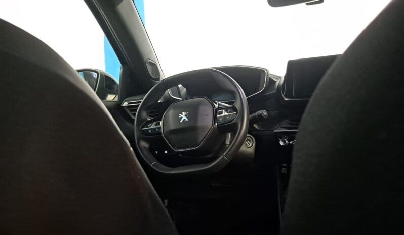 
								PEUGEOT 2008 1.2 ACTIVE completo									