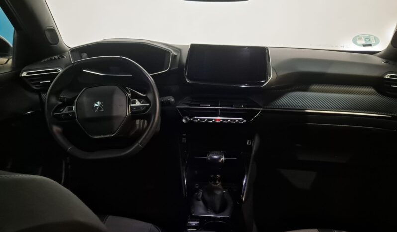 
								PEUGEOT 2008 1.2 ACTIVE completo									