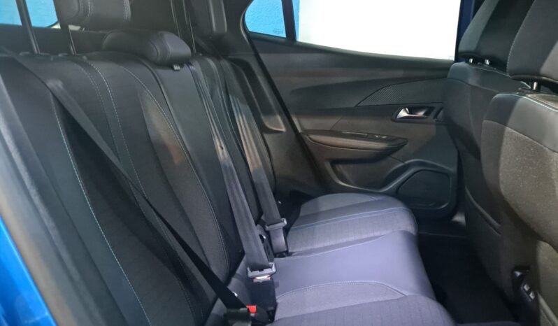 
								PEUGEOT 2008 1.2 ACTIVE completo									