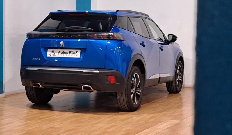 
								PEUGEOT 2008 1.2 ACTIVE completo									