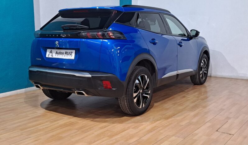 
								PEUGEOT 2008 1.2 ACTIVE completo									