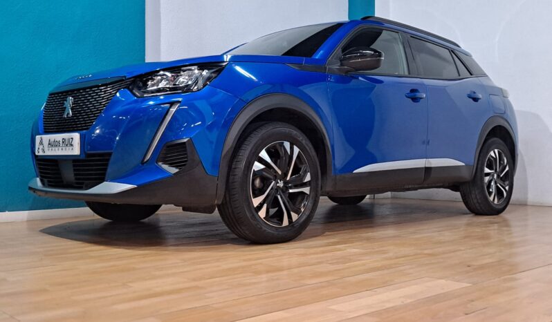 
								PEUGEOT 2008 1.2 ACTIVE completo									