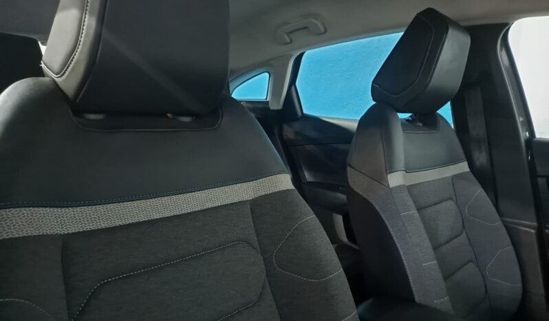 
								CITROEN C4 1.2 BLUEHDI completo									