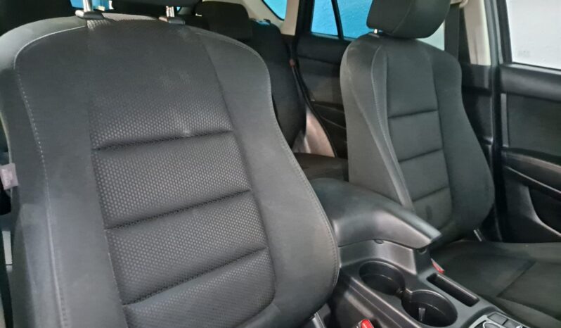 
								MAZDA CX-5 2.2 SKYACTIV completo									