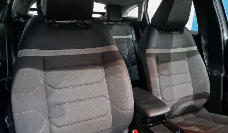 
								CITROEN C4 1.2 BLUEHDI completo									