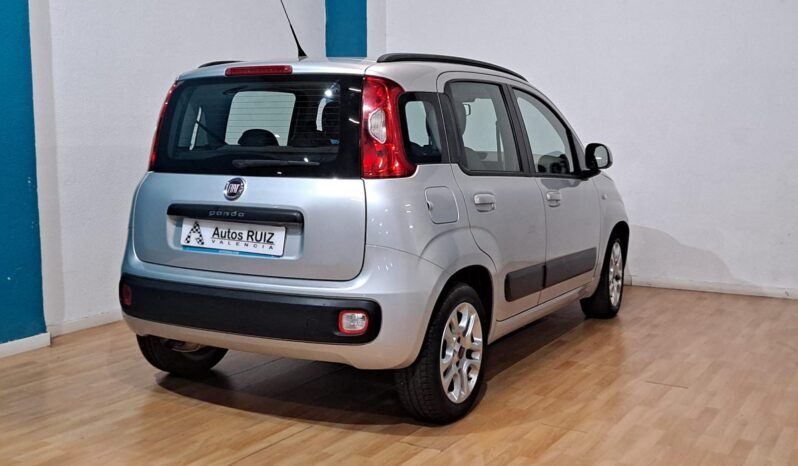 
								FIAT PANDA 1.2 LOUNGE completo									