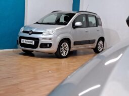 
										FIAT PANDA 1.2 LOUNGE completo									