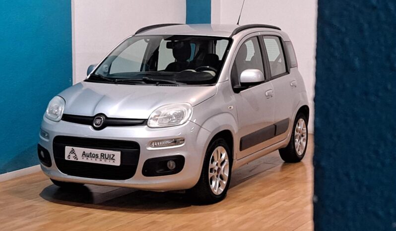 
								FIAT PANDA 1.2 LOUNGE completo									