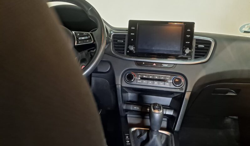 
								KIA XCEED 1.0 T-GDI DRIVE completo									