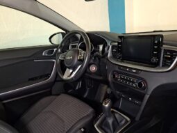 
										KIA XCEED 1.0 T-GDI DRIVE completo									