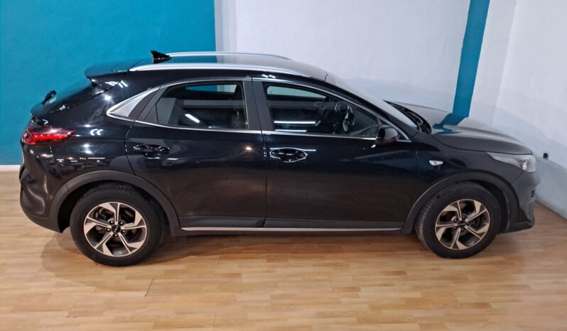 
								KIA XCEED 1.0 T-GDI DRIVE completo									