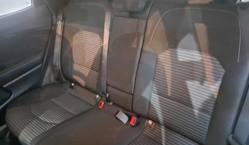 
								KIA XCEED 1.0 T-GDI DRIVE completo									