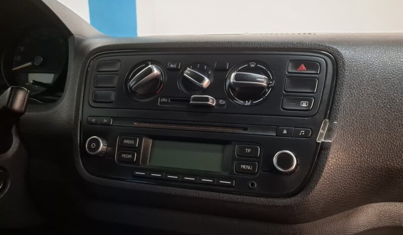 
								SKODA CITIGO 1.0 MPI ACTIVE completo									