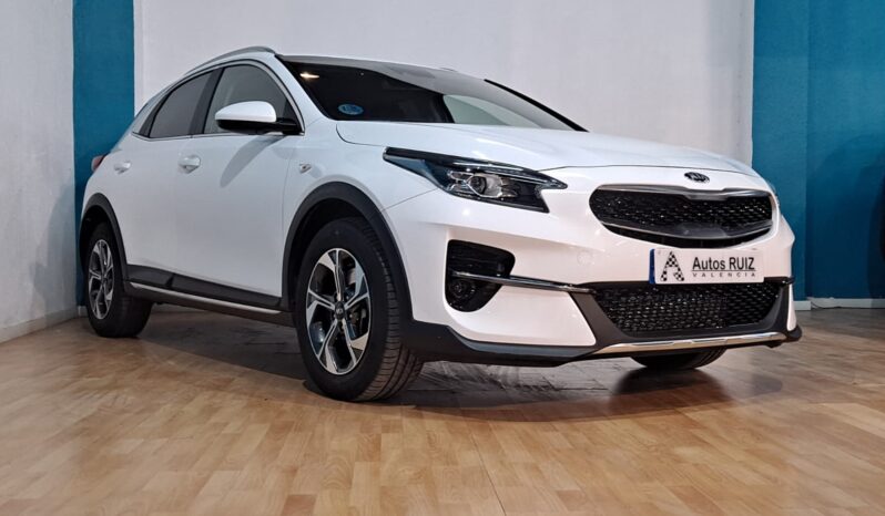 
								KIA XCEED 1.0 T-GDI DRIVE completo									