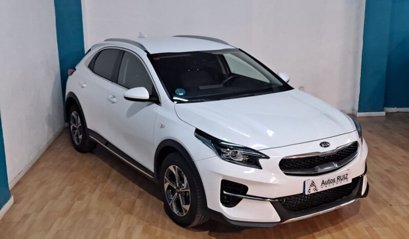 
								KIA XCEED 1.0 T-GDI DRIVE completo									