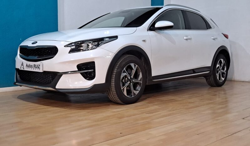
								KIA XCEED 1.0 T-GDI DRIVE completo									