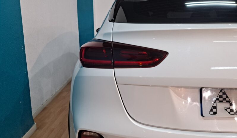 
								KIA XCEED 1.0 T-GDI DRIVE completo									