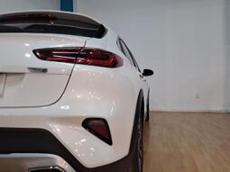 
										KIA XCEED 1.0 T-GDI DRIVE completo									