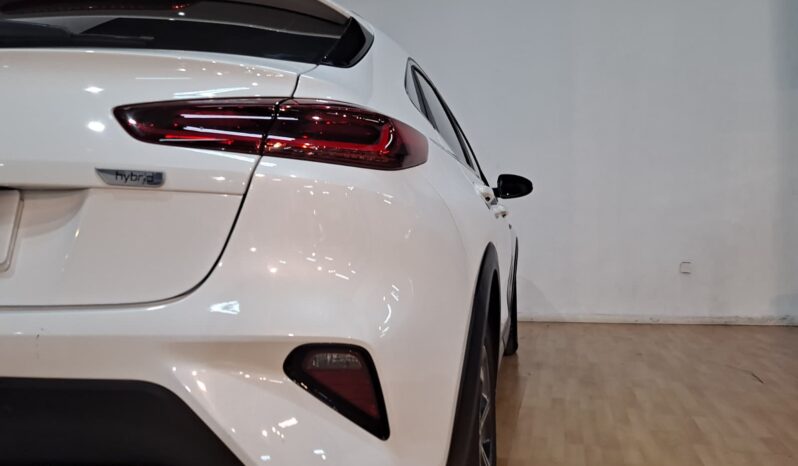 
								KIA XCEED 1.0 T-GDI DRIVE completo									