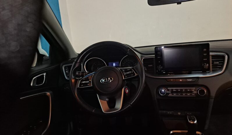 
								KIA XCEED 1.0 T-GDI DRIVE completo									