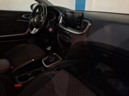 
										KIA XCEED 1.0 T-GDI DRIVE completo									