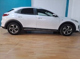 
										KIA XCEED 1.0 T-GDI DRIVE completo									