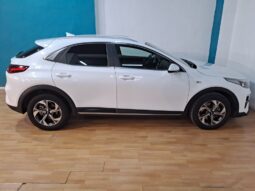 
										KIA XCEED 1.0 T-GDI DRIVE completo									