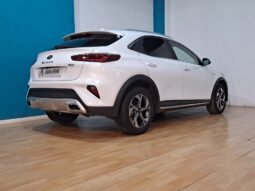 
										KIA XCEED 1.0 T-GDI DRIVE completo									