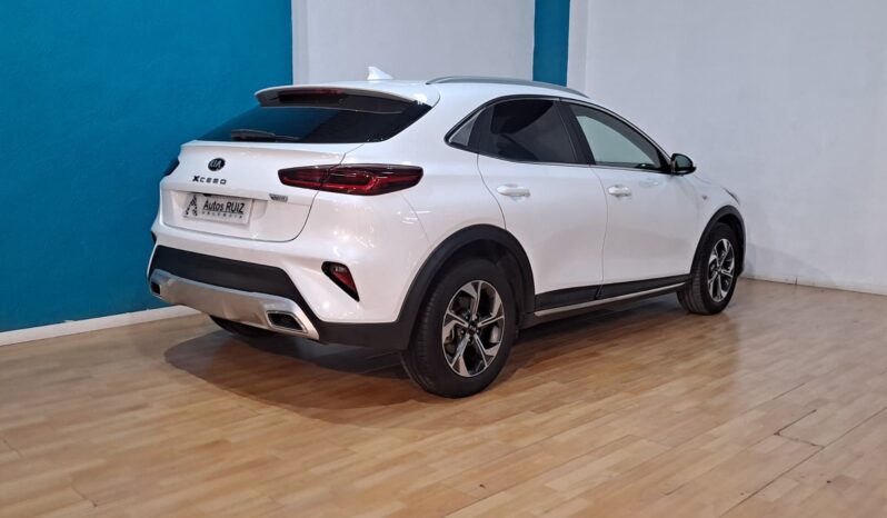 
								KIA XCEED 1.0 T-GDI DRIVE completo									