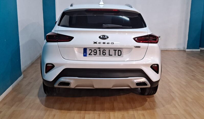 
								KIA XCEED 1.0 T-GDI DRIVE completo									
