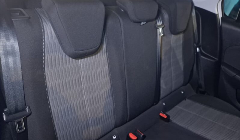 
								OPEL CORSA 1.2 EDITION completo									