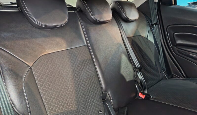 
								FORD ECOSPORT 1.0 ECOBOOST completo									