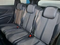 
										PEUGEOT 5008 1.2 S&S ALLURE completo									