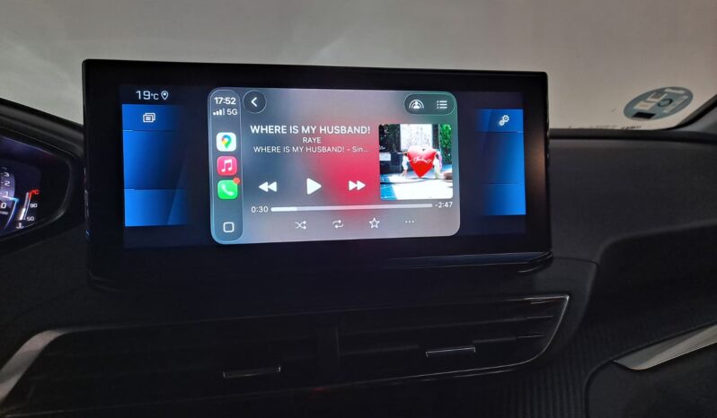 
								PEUGEOT 5008 1.2 S&S ALLURE completo									