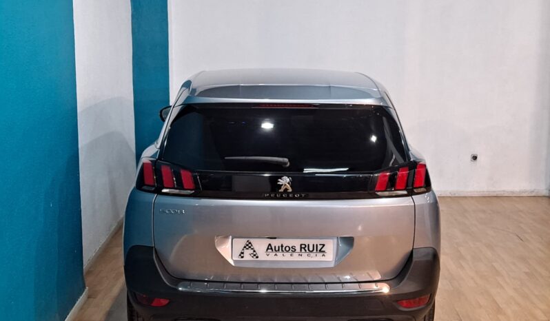 
								PEUGEOT 5008 1.2 S&S ALLURE completo									