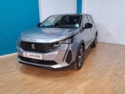 
										PEUGEOT 5008 1.2 S&S ALLURE completo									