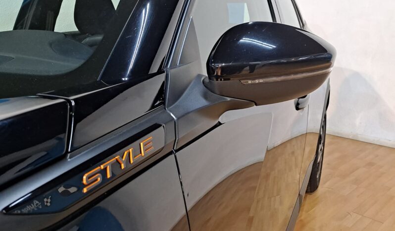 
								PEUGEOT 2008 1.2 STYLE completo									